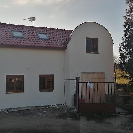 Vino Andrusiow Apartment Зноймо Екстериор снимка