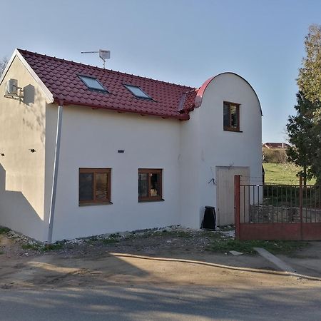 Vino Andrusiow Apartment Зноймо Екстериор снимка