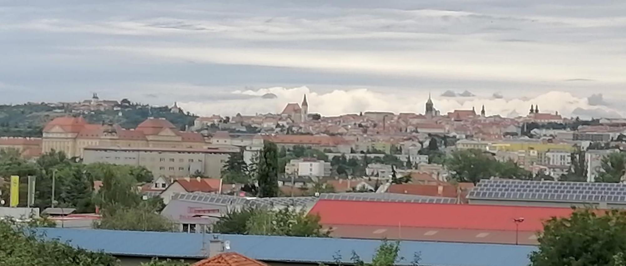 Vino Andrusiow Apartment Зноймо Екстериор снимка